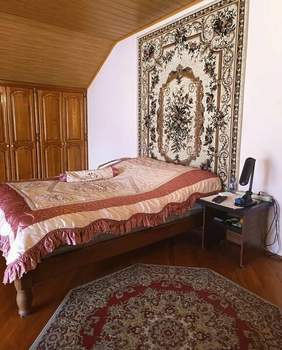 Дом 222м&sup2;, 2-этажный, участок 9 сот.  