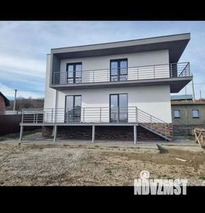 Коттедж 194м&sup2;, 2-этажный, участок 6 сот.  