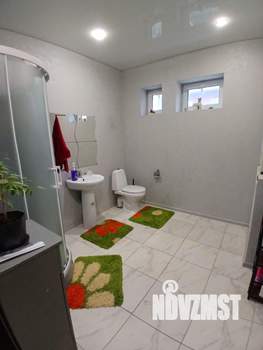 Дом 198м&sup2;, 2-этажный, участок 6 сот.  