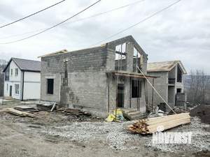 Дом 140м&sup2;, 2-этажный, участок 3 сот.  