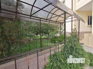 Дом 490м&sup2;, 3-этажный, участок 9 сот.  