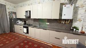 Дом 293м&sup2;, 2-этажный, участок 8 сот.  