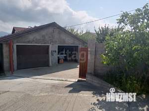 Дом 383м&sup2;, 3-этажный, участок 10 сот.  