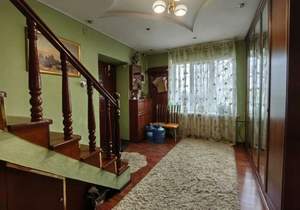 Дом 137м², 3-этажный, участок 1 сот.  
