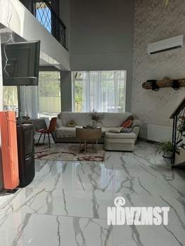 Дом 160м&sup2;, 2-этажный, участок 16 сот.  