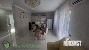 Дом 196м², 2-этажный, участок 3 сот.  