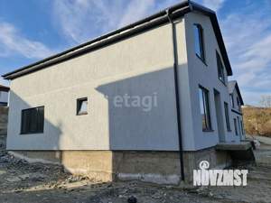 Дом 194м&sup2;, 2-этажный, участок 4 сот.  