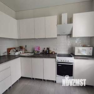 Дом 104м&sup2;, 2-этажный, участок 5 сот.  