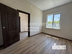 Дом 100м&sup2;, 1-этажный, участок 5 сот.  