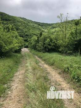 Дом 100м&sup2;, 2-этажный, участок 7 сот.  