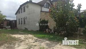 Дом 242м&sup2;, 2-этажный, участок 10 сот.  