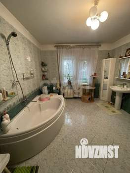 Дом 275м&sup2;, 3-этажный, участок 8 сот.  