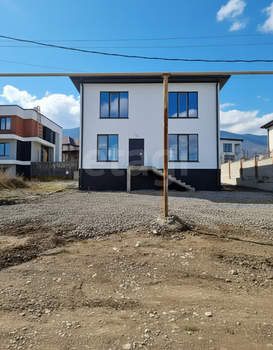 Дом 154м&sup2;, 2-этажный, участок 3 сот.  