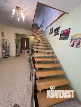 Дом 275м&sup2;, 3-этажный, участок 8 сот.  