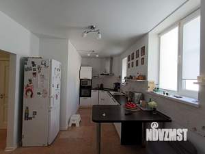 Дом 205м², 2-этажный, участок 5 сот.  