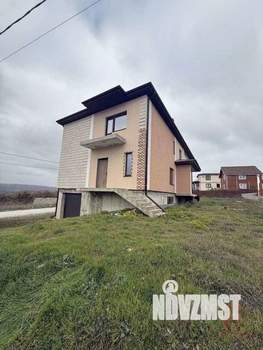 Дом 328м², 3-этажный, участок 8 сот.  