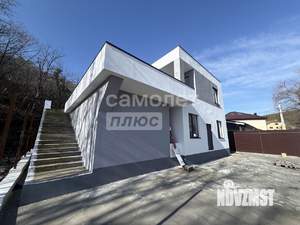 Дом 170м&sup2;, 2-этажный, участок 4 сот.  