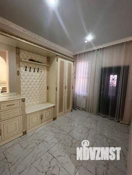 Дом 199м&sup2;, 2-этажный, участок 6 сот.  