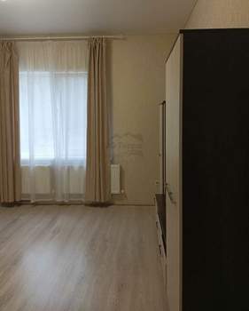 Дом 200м&sup2;, 2-этажный, участок 6 сот.  