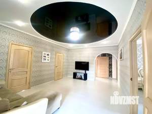 Дом 277м&sup2;, 2-этажный, участок 4 сот.  