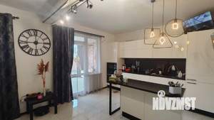 Дом 140м&sup2;, 2-этажный, участок 5 сот.  