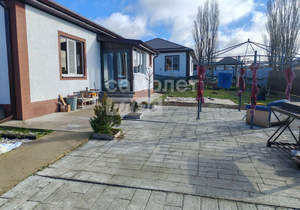 Дом 100м&sup2;, 1-этажный, участок 5 сот.  