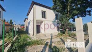 Дом 150м&sup2;, 2-этажный, участок 3 сот.  