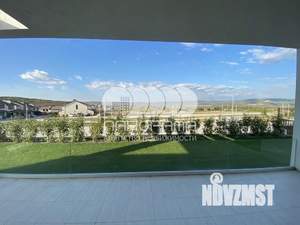 Дом 211м&sup2;, 2-этажный, участок 10 сот.  