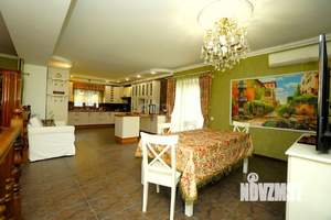 Дом 480м&sup2;, 2-этажный, участок 18 сот.  