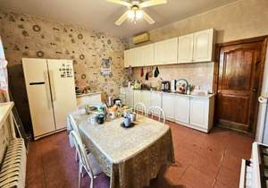 Дом 213м², 2-этажный, участок 8 сот.  