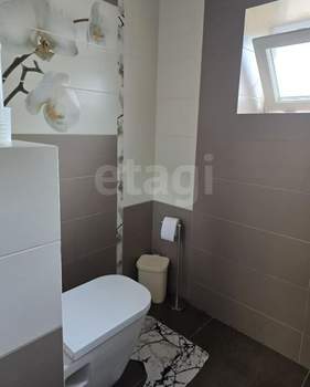 Дом 369м², 2-этажный, участок 6 сот.  