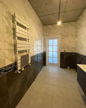 Дом 397м², 2-этажный, участок 6 сот.  