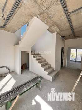 Дом 165м&sup2;, 2-этажный, участок 4 сот.  