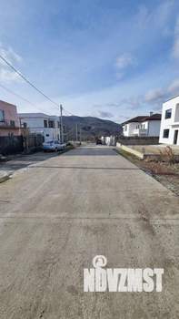 Дом 220м&sup2;, 2-этажный, участок 5 сот.  