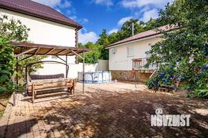 Дом 160м², 2-этажный, участок 10 сот.  