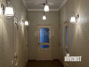 Дом 189м&sup2;, 2-этажный, участок 8 сот.  