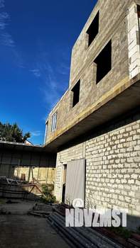 Дом 500м², 3-этажный, участок 8 сот.  