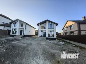 Дом 144м², 2-этажный, участок 4 сот.  