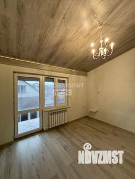Дом 320м², 2-этажный, участок 6 сот.  