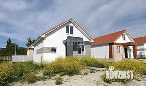 Дом 82м&sup2;, 2-этажный, участок 3 сот.  