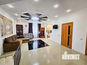 Дом 121м&sup2;, 2-этажный, участок 6 сот.  