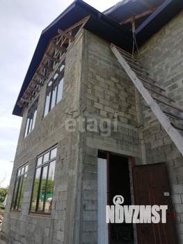 Дом 300м&sup2;, 2-этажный, участок 10 сот.  