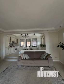 Дом 138м&sup2;, 2-этажный, участок 6 сот.  