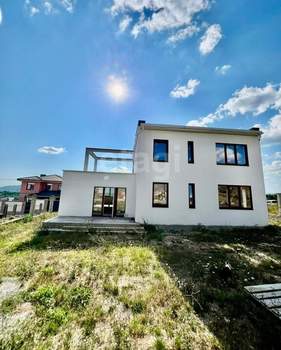 Дом 245м², 2-этажный, участок 6 сот.  