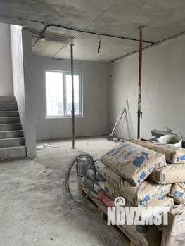 Дом 110м&sup2;, 2-этажный, участок 6 сот.  