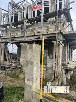 Коттедж 444м&sup2;, 3-этажный, участок 6 сот.  