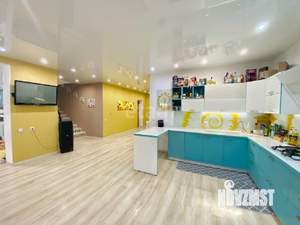 Дом 370м², 2-этажный, участок 12 сот.  