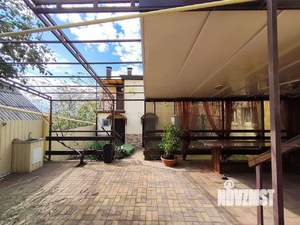 Дом 186м&sup2;, 2-этажный, участок 4 сот.  