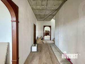 Дом 224м², 2-этажный, участок 8 сот.  