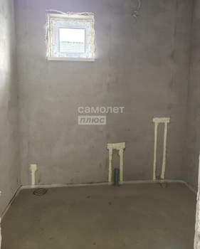 Дом 100м&sup2;, 2-этажный, участок 5 сот.  